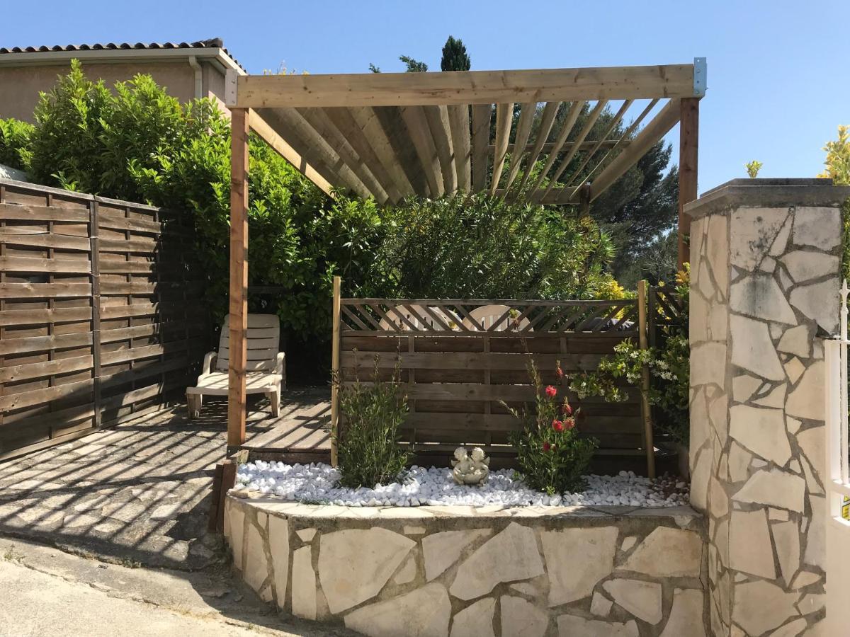 Chambre D Hotes Au Coeur Des Oliviers Marseilles Buitenkant foto